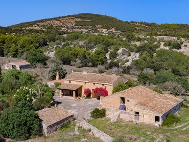 Casa rustica con piscina in vendita a Sant Llorenç des Cardassar