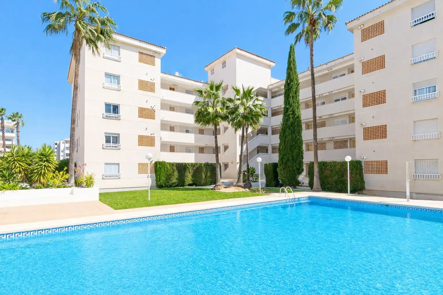 Apartamento con piscina en venta en L'Albir, imagen 2