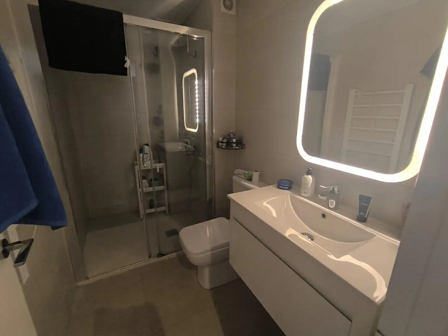 Baño de Piso en venta en Manresa con Calefacción, Amueblado y Balcón