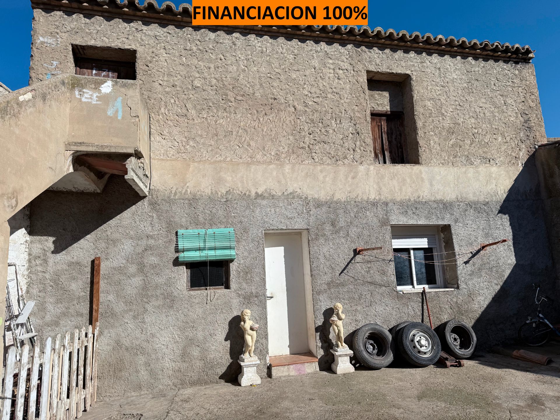 Vista exterior de Casa o xalet en venda en Luceni amb Jardí privat i Traster