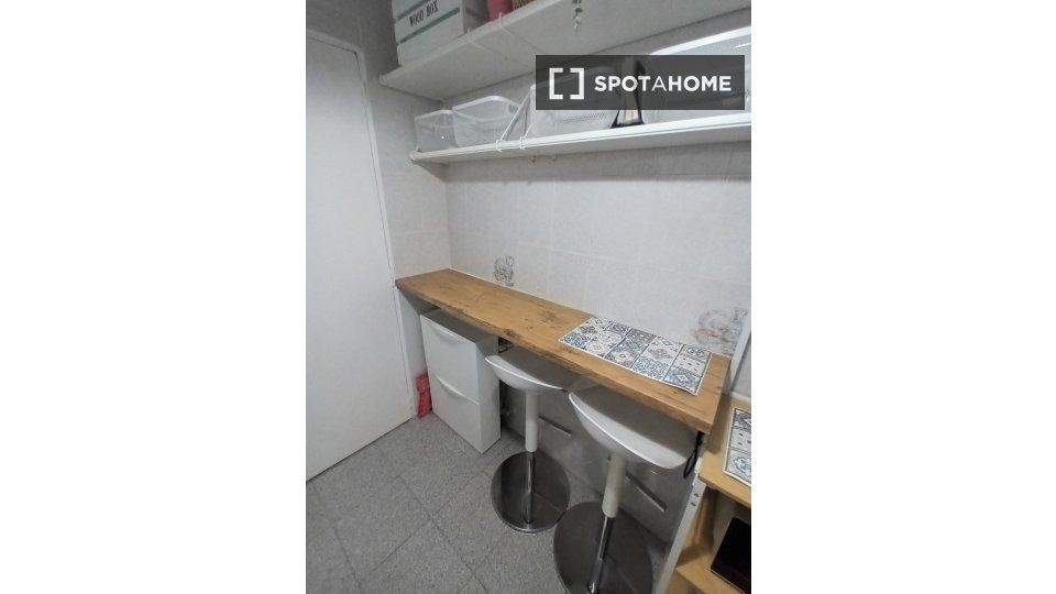 Kitchen of Flat to rent in  Madrid Capital  with Air Conditioner, Heating and Furnished