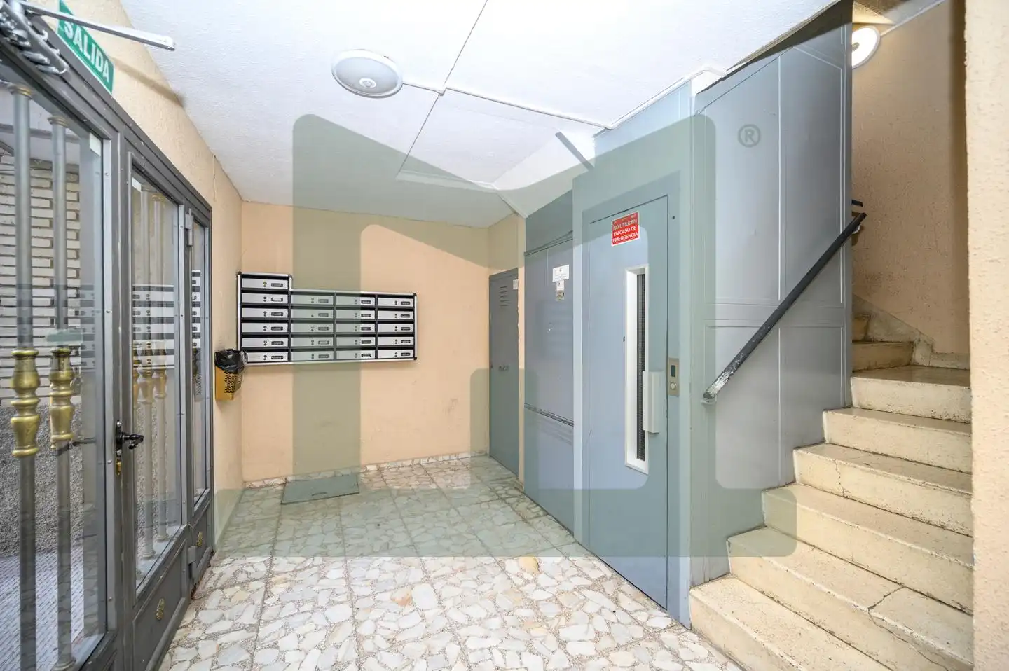 Piso en venta en Coslada con Calefacción, Terraza y Trastero