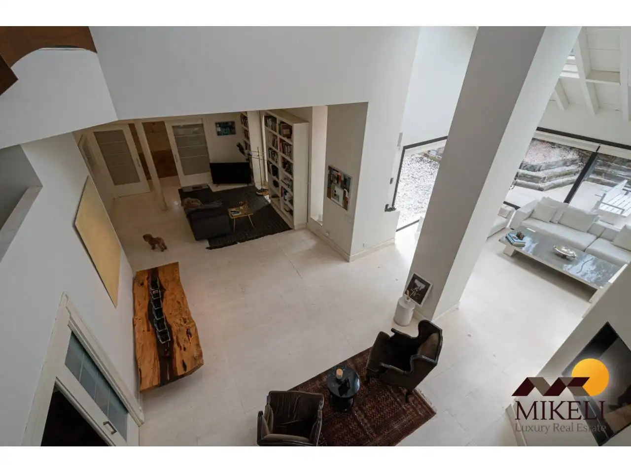 Sala d'estar de Casa o xalet en venda en Medio Cudeyo amb Aire condicionat, Calefacció i Jardí privat