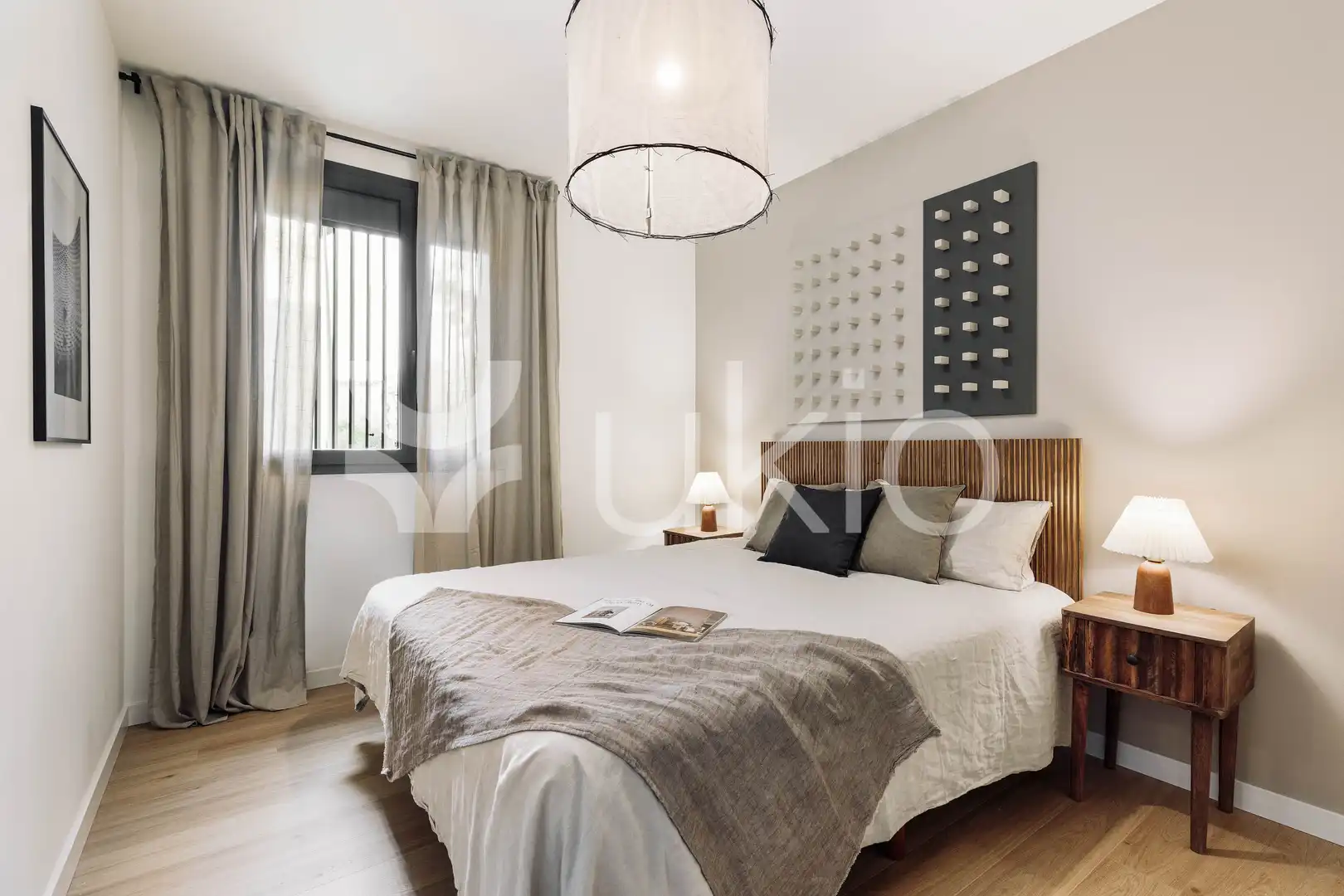 Habitación de Apartamento de alquiler en Barcelona con Aire acondicionado, Calefacción y Amueblado