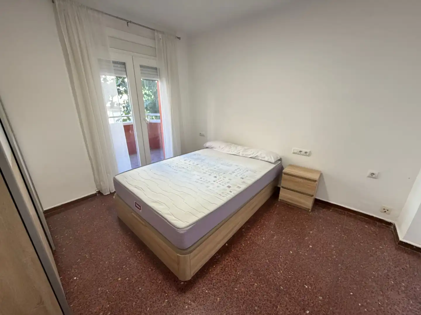 Flat for rent in Gran Passeig de Ronda, Instituts - Universitat