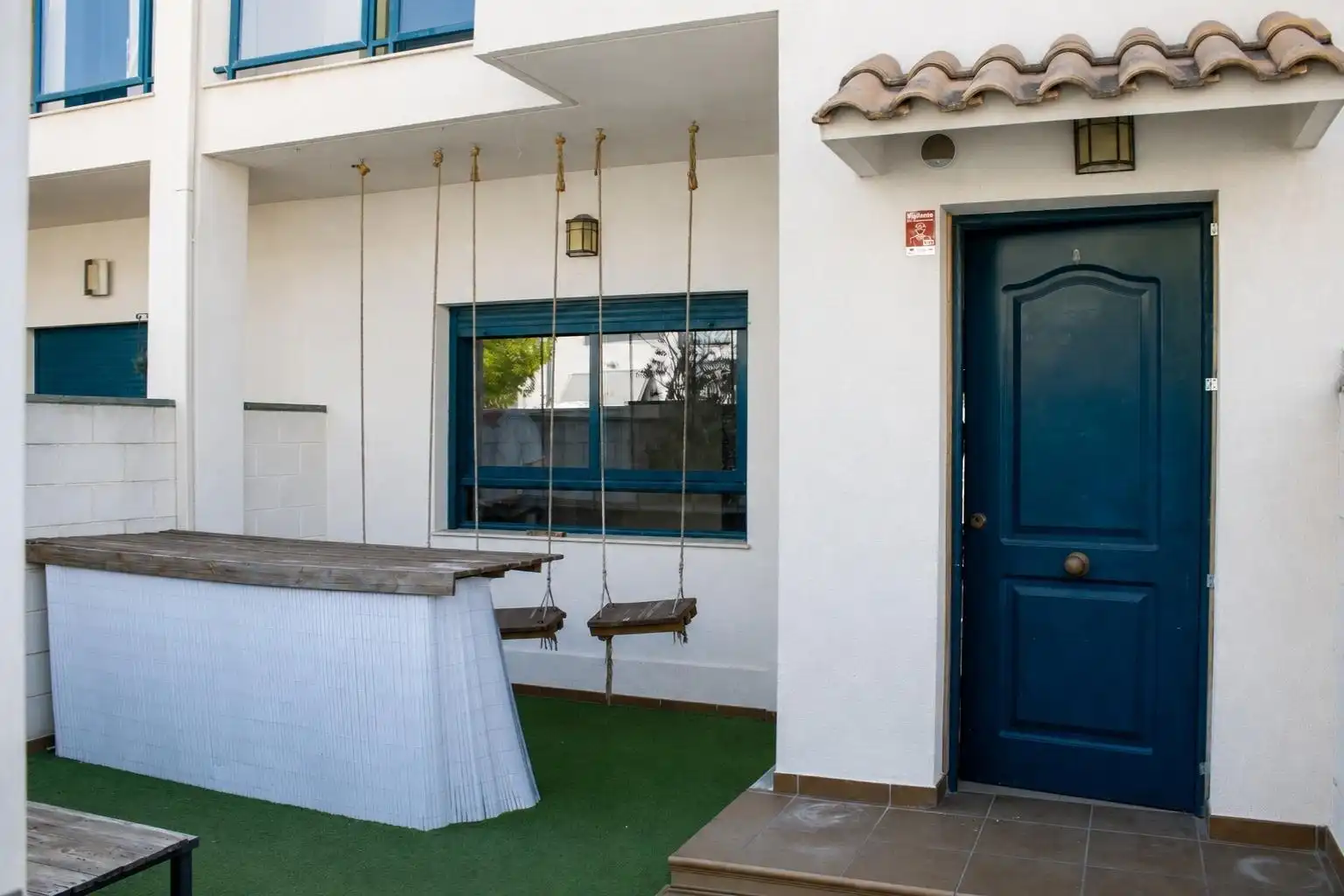 Terrasse von Einfamilien-Reihenhaus zum Verkauf in Gandia mit Gemeinschaftspool