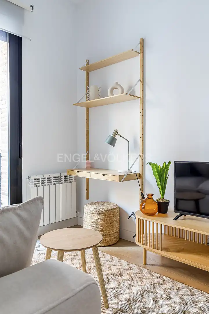 Terrassa de Apartament de lloguer en Madrid amb Aire condicionat, Calefacció i Moblat