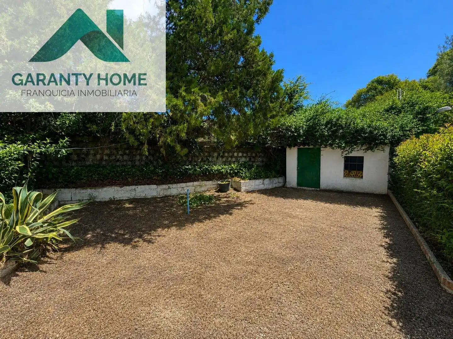 Vista exterior de Casa o chalet en venta en Martos con Jardín privado, Trastero y Piscina