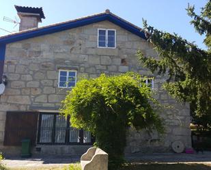 Vista exterior de Finca rústica en venda en Nigrán amb Jardí privat, Parquet i Piscina