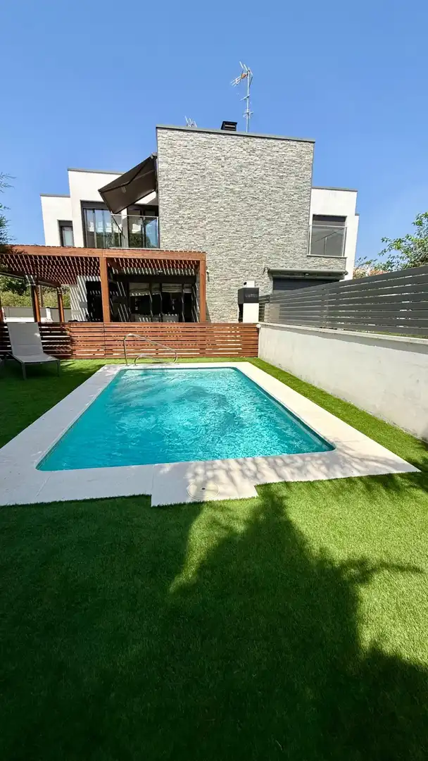 Casa bifamiliare con piscina in vendita a Carrer MANUEL BERGES, imagen 15