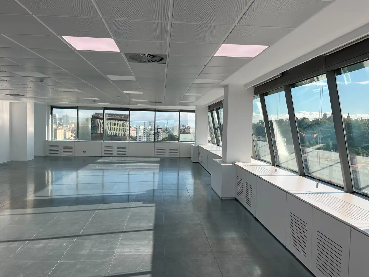 Oficina de alquiler en Barcelona con Aire acondicionado y Calefacción