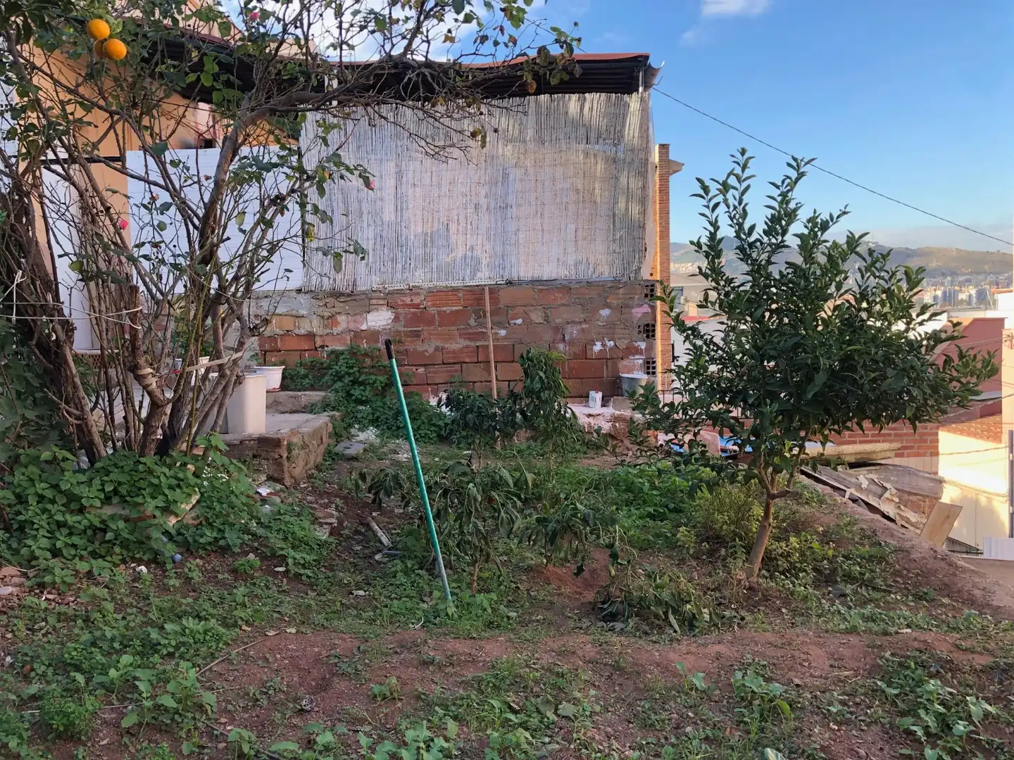Houses for sale in Santa Coloma de Gramenet  with Private garden, Terrace and Storage room