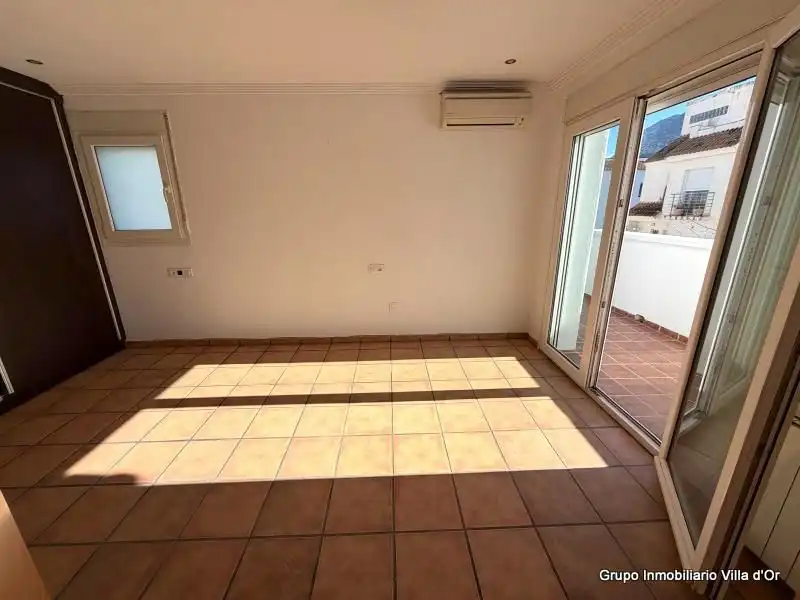 Terrasse von Haus oder Chalet zum Verkauf in Dénia mit Klimaanlage, Heizung und Privatgarten