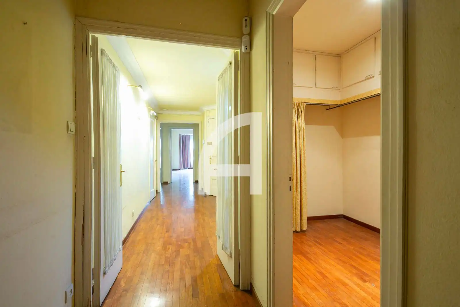 Flat for sale in Barcelona  with Heating, Parquet flooring and Terrace