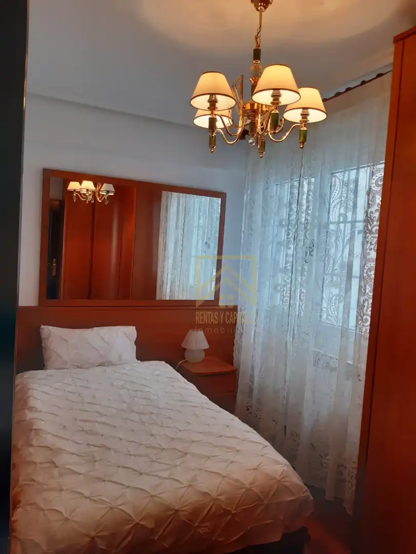 Bedroom of Flat for rent in Santander  with Heating and Parquet flooring