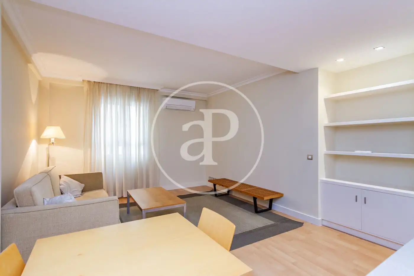 Wohnzimmer von Wohnung zur Miete in Madrid mit Klimaanlage, Heizung und Möbliert