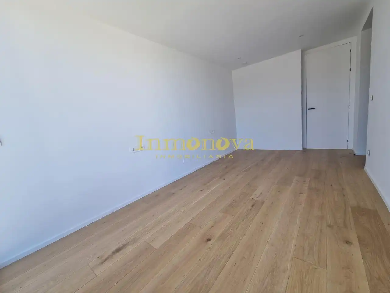 Habitación de Casa adosada en venta en Nigrán con Calefacción, Jardín privado y Terraza