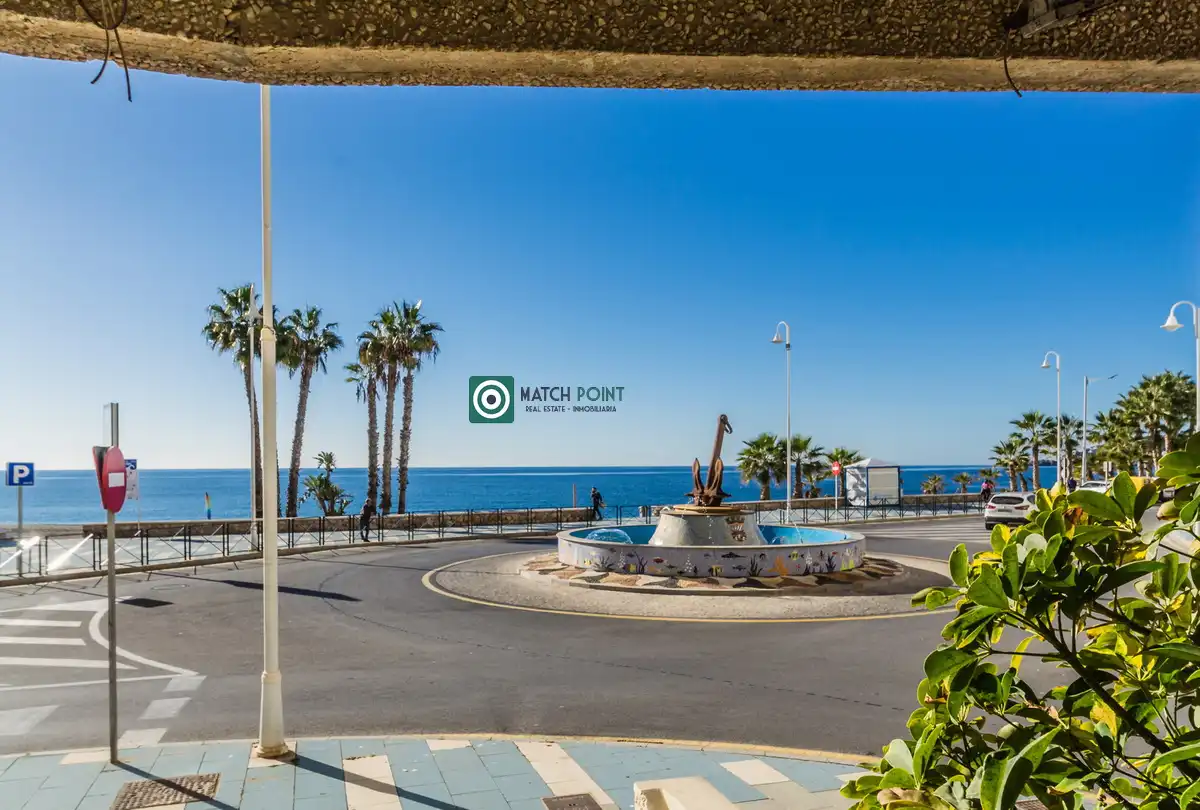 Vista exterior de Apartamento de alquiler en Almuñécar con Amueblado