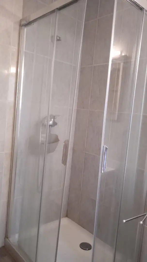 Badezimmer von Wohnung zum Verkauf in Segovia mit Heizung, Terrasse und Möbliert