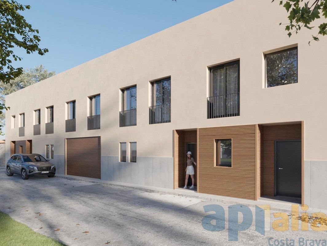 Exterior view of Single-family semi-detached for sale in Sant Feliu de Guíxols  with Air Conditioner, Heating and Private garden