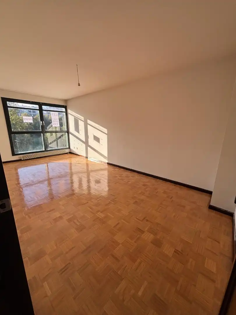 Wohnung mit Terrasse zum Verkauf in Calle José María Martínez Cachero