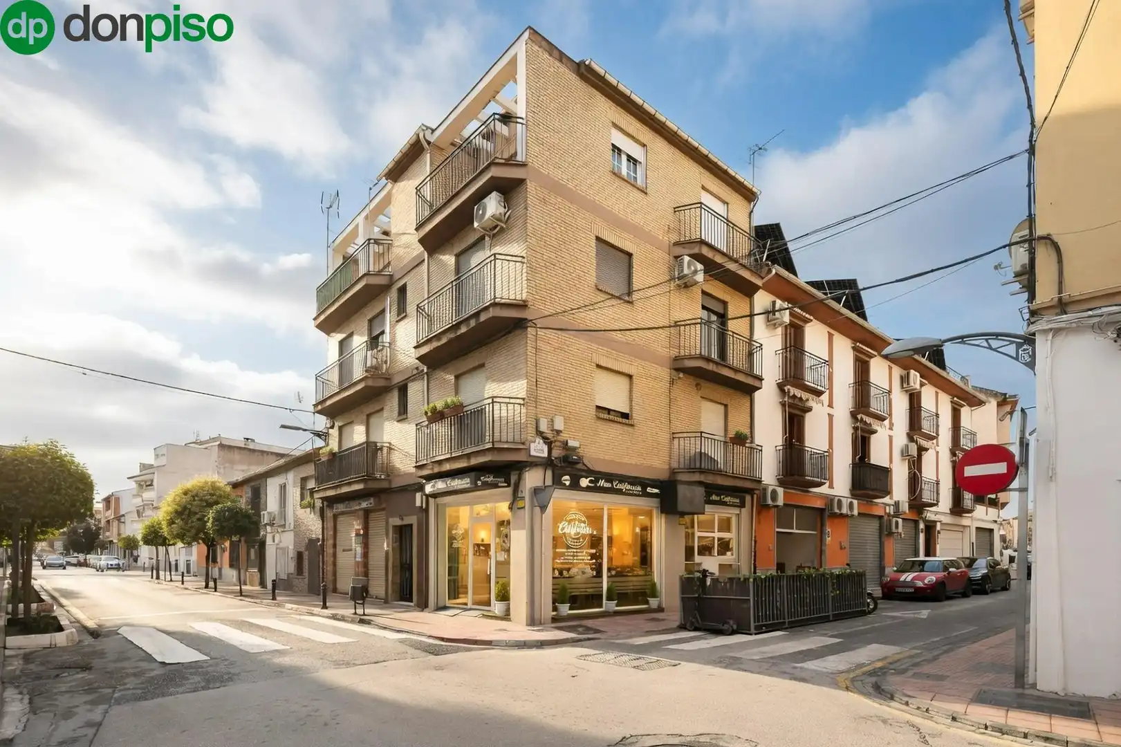 Außenansicht von Geschaftsraum zum Verkauf in Armilla