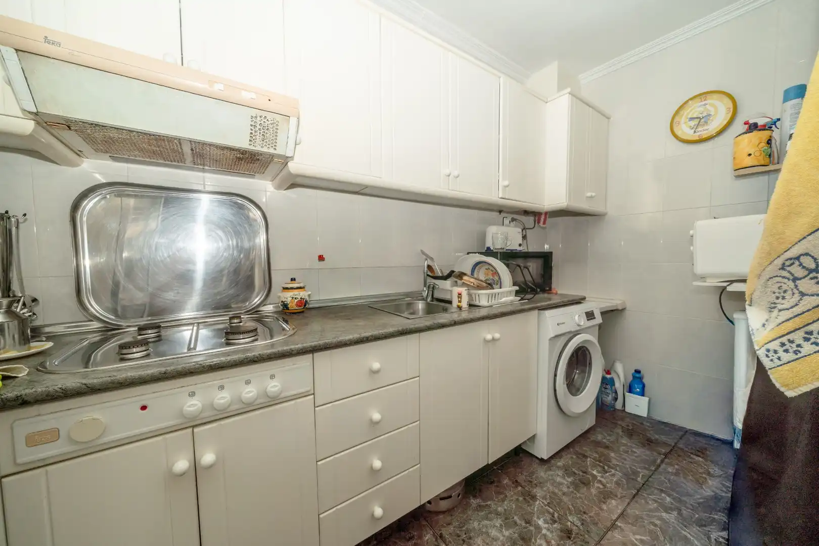 Cuina de Casa adosada en venda en San Pedro del Pinatar amb Aire condicionat, Jardí privat i Terrassa