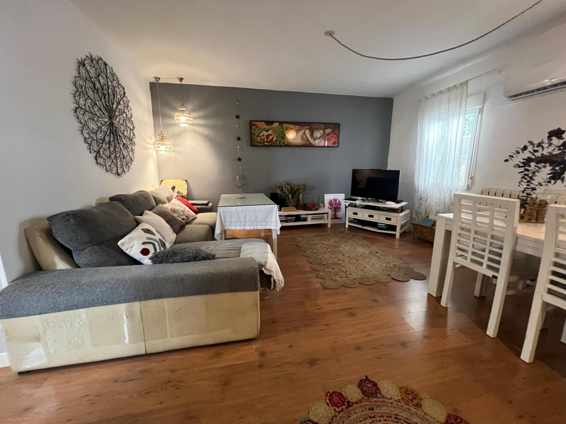 Sala d'estar de Casa o xalet en venda en  Córdoba Capital amb Aire condicionat i Traster