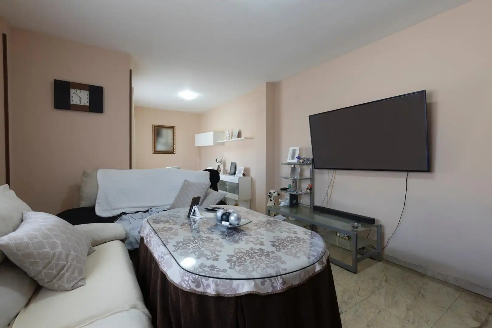 Sala d'estar de Casa adosada en venda en Chauchina amb Traster i Balcó
