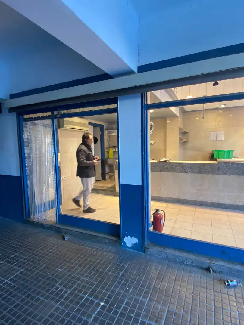 Commercial properties for rent in N/A, -1, Sant Narcís