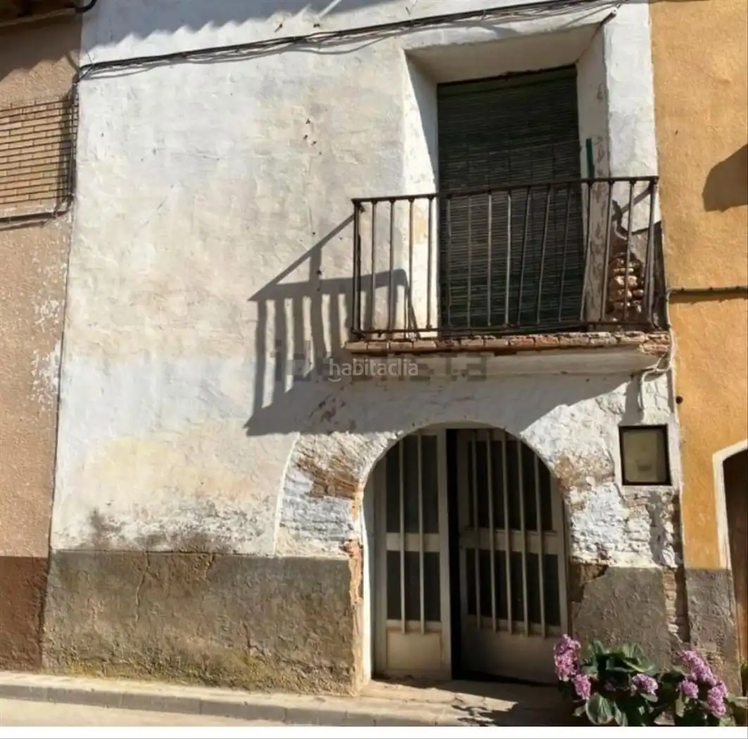 Adossat en venda a Calle Medio 5