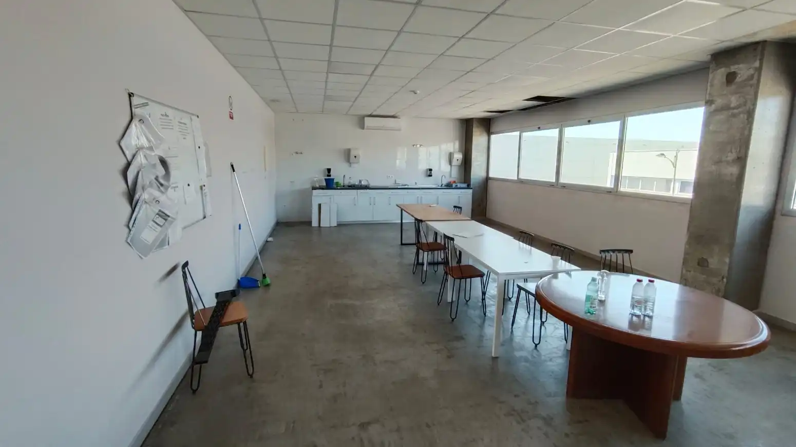 Industrial building to rent in Fuente del Jarro, imagen 8
