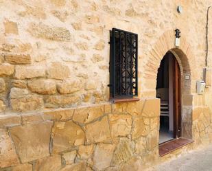 Vista exterior de Casa o xalet en venda en Valdealgorfa amb Balcó