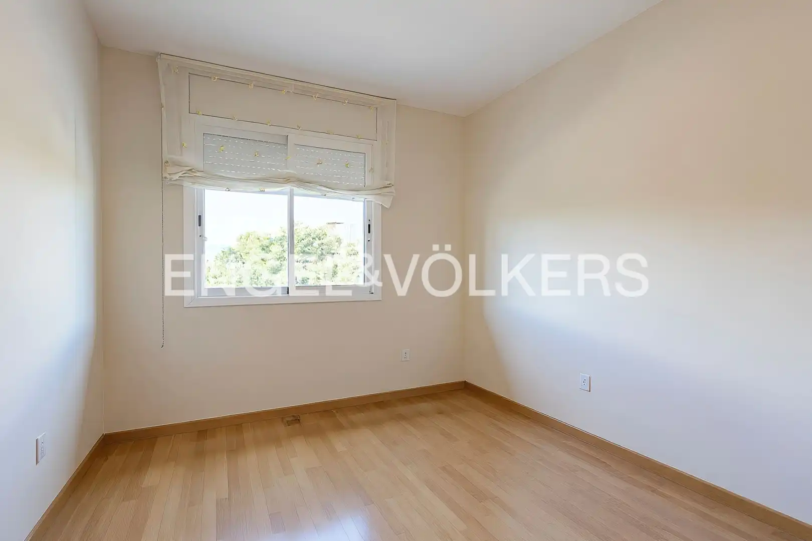 Schlafzimmer von Wohnung zum Verkauf in Sitges mit Klimaanlage, Heizung und Parkett