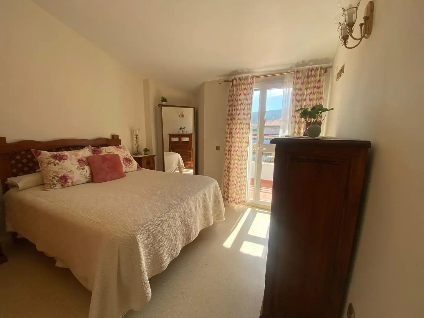 Bedroom of Houses for sale in La Línea de la Concepción
