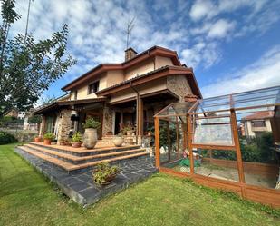 Exterior view of House or chalet for sale in Avilés  with Heating and Terrace