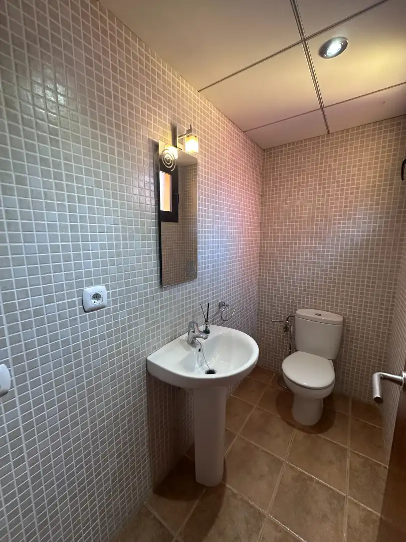 Baño de Casa o chalet en venta en Tarragona con Aire acondicionado, Calefacción y Jardín privado