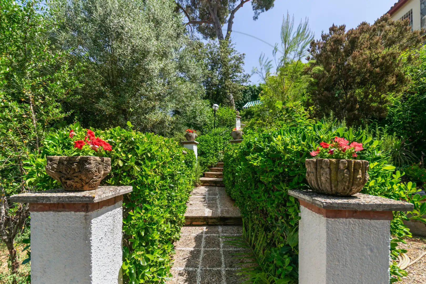 Garden of Houses for sale in Sant Cugat del Vallès  with Heating, Private garden and Parquet flooring