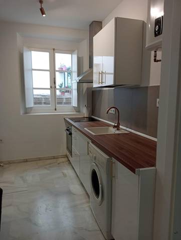 Piso en Alquiler en El Pópulo - Santa María