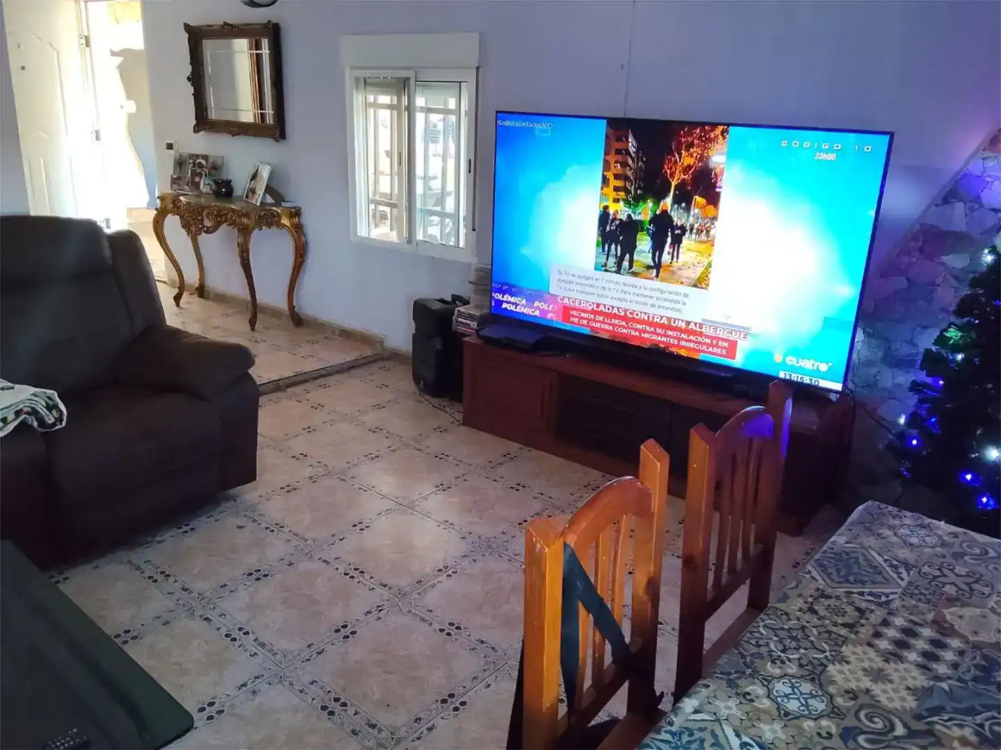 Sala d'estar de Casa o xalet en venda en Riba-roja de Túria amb Aire condicionat i Piscina