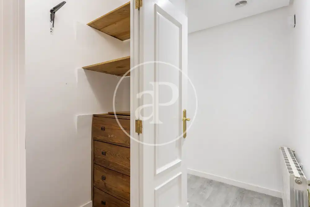 Habitación de Piso de alquiler en Valencia con Aire acondicionado, Calefacción y Balcón