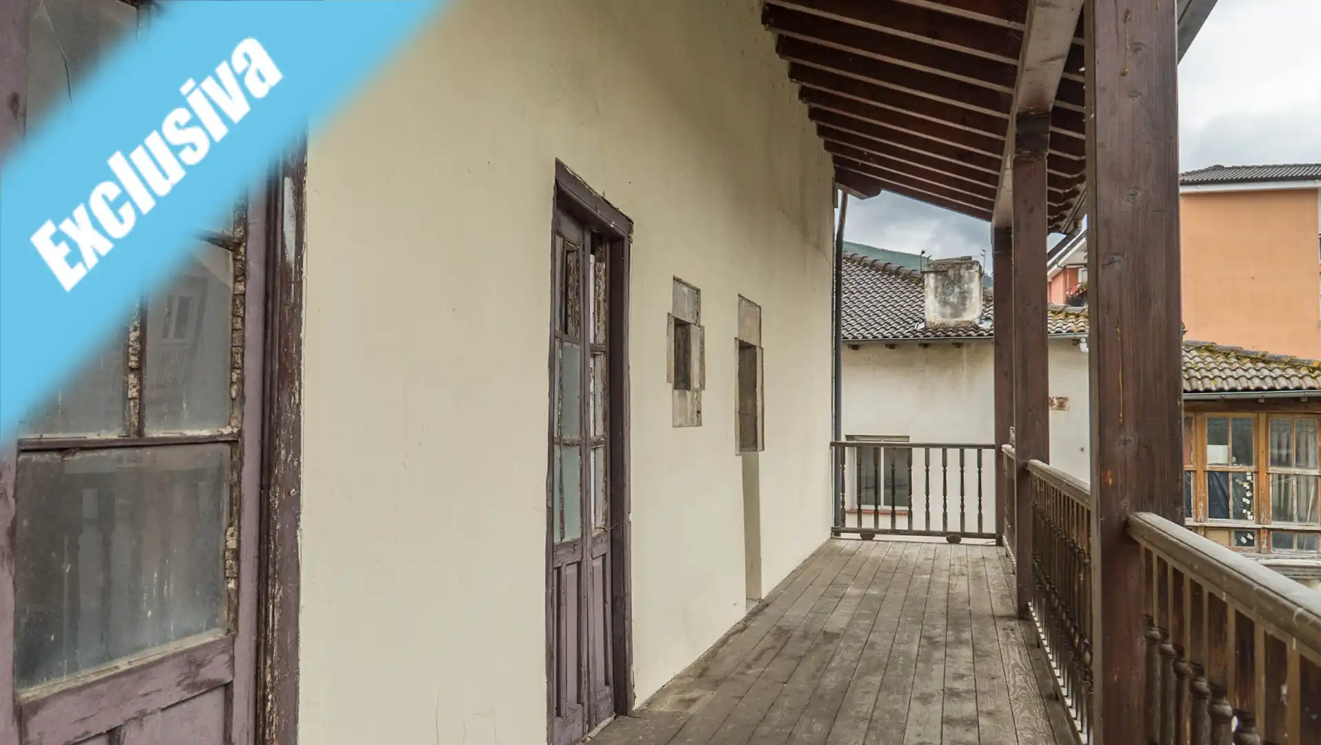 Vista exterior de Pis en venda en Ramales de la Victoria amb Jardí privat, Terrassa i Balcó