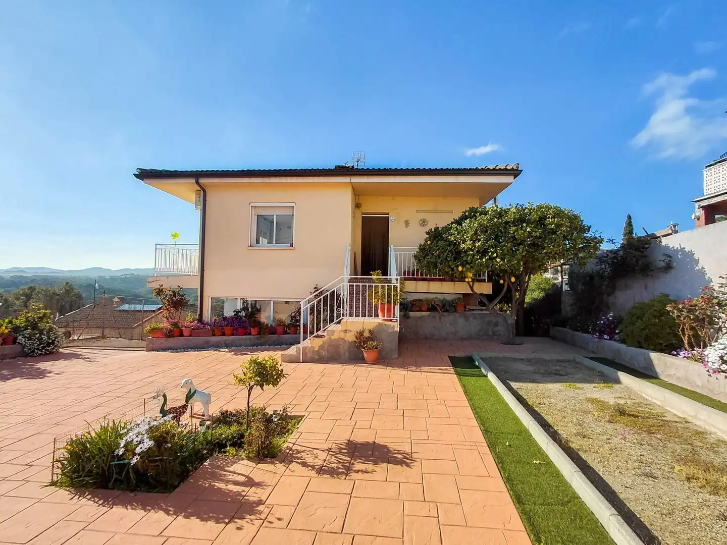 Exterior view of Houses for sale in Els Hostalets de Pierola  with Air Conditioner, Private garden and Terrace