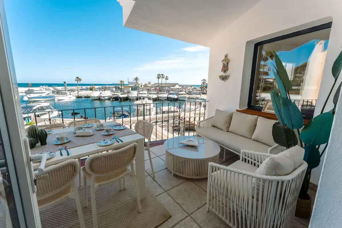 Terrassa de Casa adosada de lloguer en Marbella amb Piscina comunitària