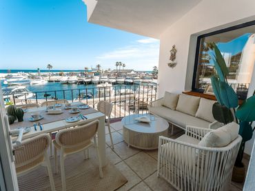 Adossat amb piscina de lloguer a Elviria - Cabopino