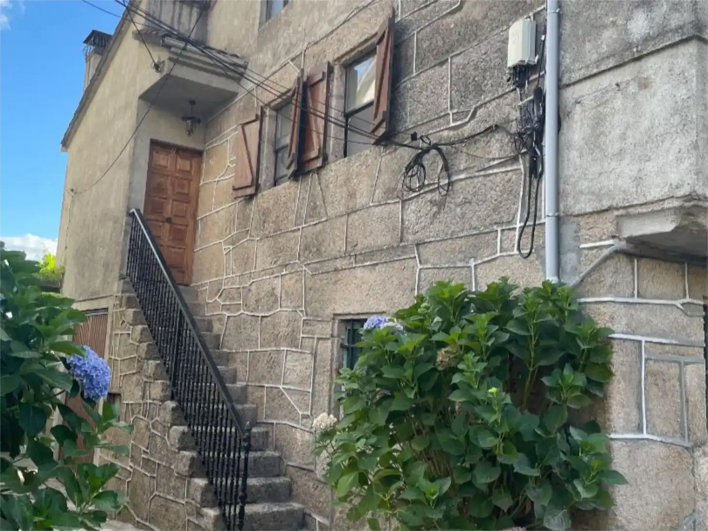 Vista exterior de Pis en venda en Maside amb Moblat i Balcó