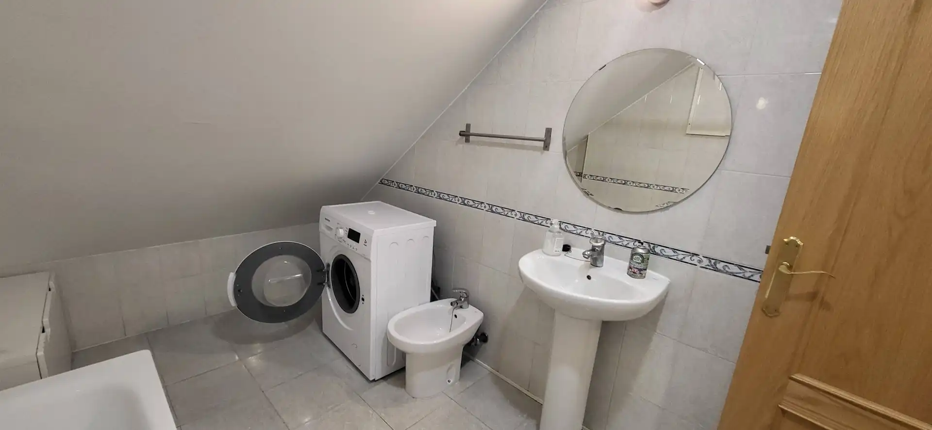 Badezimmer von Wohnung zum Verkauf in Bustarviejo mit Heizung