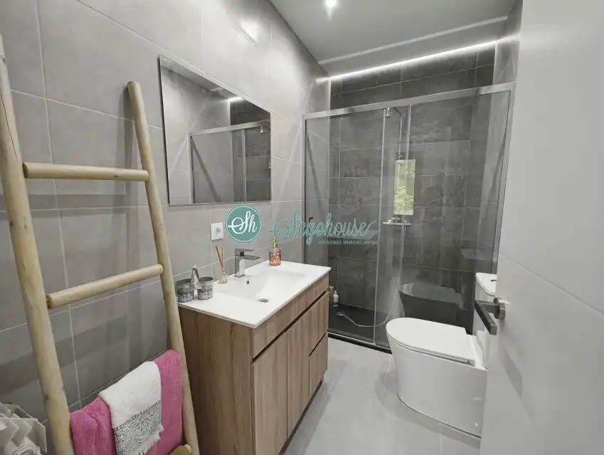 Bathroom of Houses for sale in Segovia  with Heating