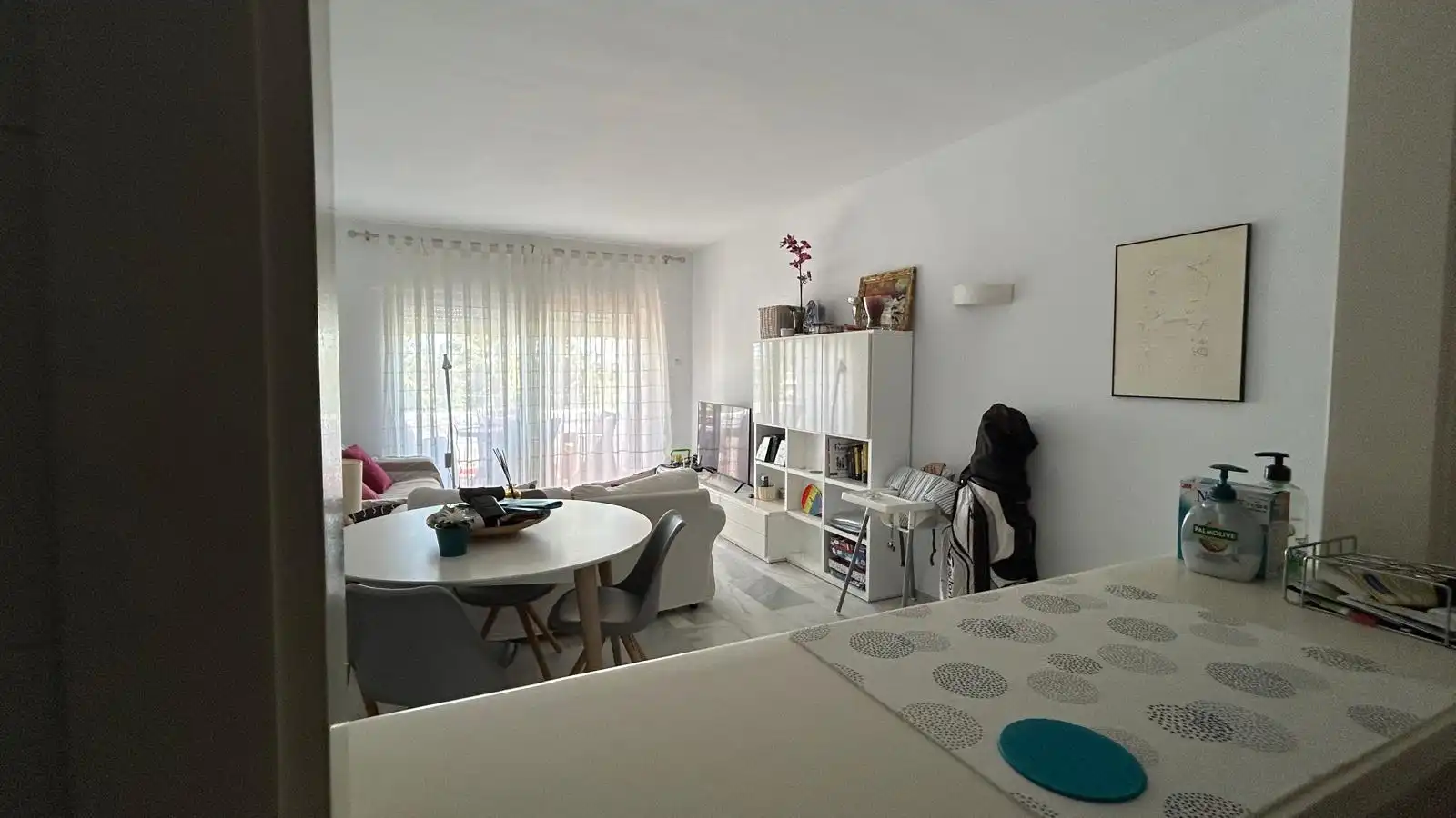 Living room of Flat for sale in Rota  with Terrace, Storage room and Furnished