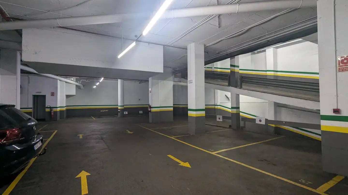 Aparcamiento en venta en calle de Santaló, imagen 5